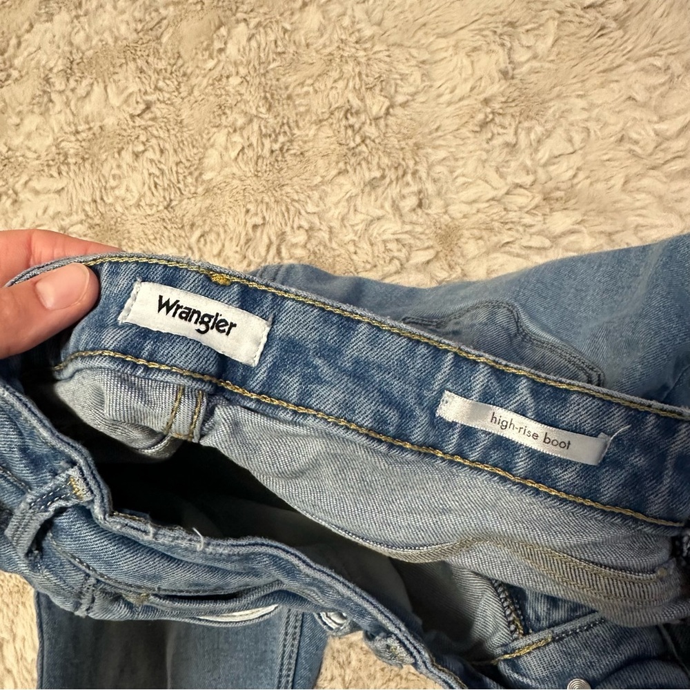 Wrangler High Rise Boot Cut Jeans 27x32 - Picture 5 of 6